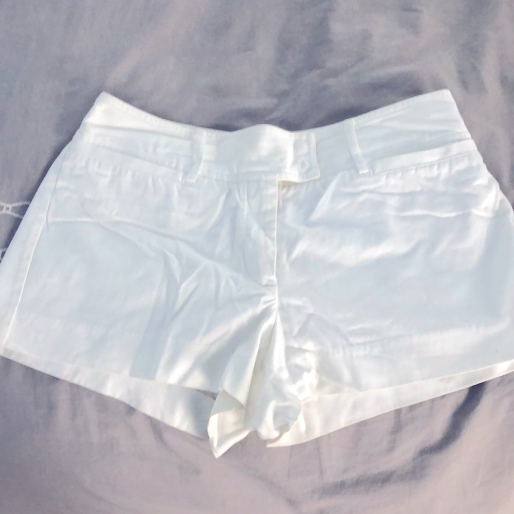 JCrew size 6 stretch twill cotton shorts with tab front